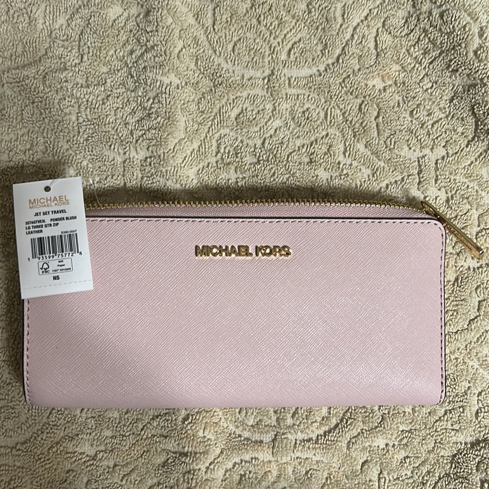 NWT MICHAEL KORS Powder Blush, Three Quarter Zip Jet Set Wallet - Picture 4 of 8